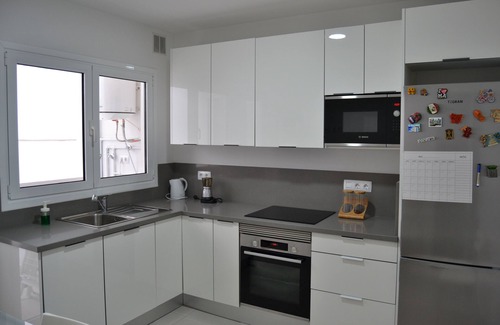 Historical Center Condo | Cozy apartment with balcony facing the Plaza de la Concepción, ideal for families.