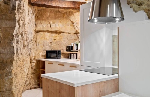 Ville Haute Apartment | Cozy Apt w/Smart TV, Elevator & Equipped Kitchen