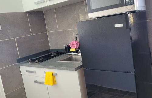 Palm Beach Apartment | Cozy aptm 5 min from the beach