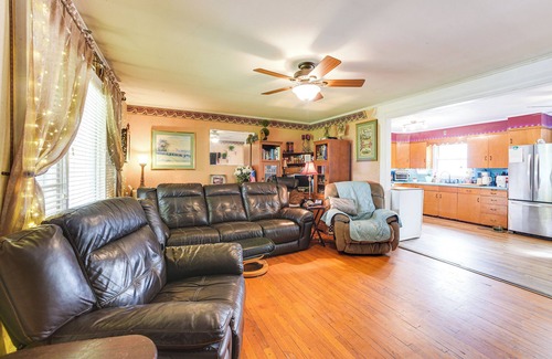 Malta House | Cozy Ballston Spa Home w/Fenced Yard!