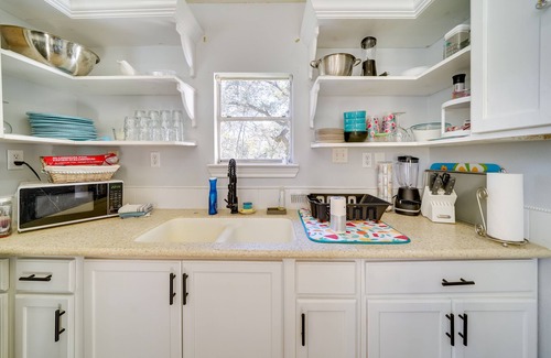 Bandera Cottage | Cozy Bandera Cottage w/Medina River Access!