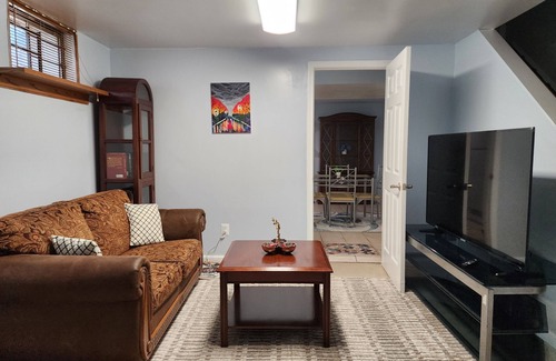 Columbia Apartment | Cozy Basement Apartment in Columbia