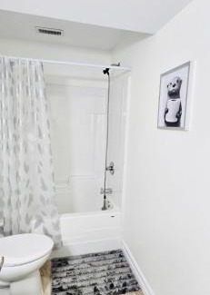 Lower Sackville House | Cozy Basement Suite
