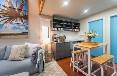 Point Lookout Resort | Cozy Beach Shack*Coffee Machine*Pool*1min walk to Home Beach
