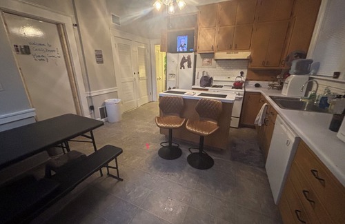 Crosstown Hotel | Cozy Bears Bunker's & Carpe Diem Spa