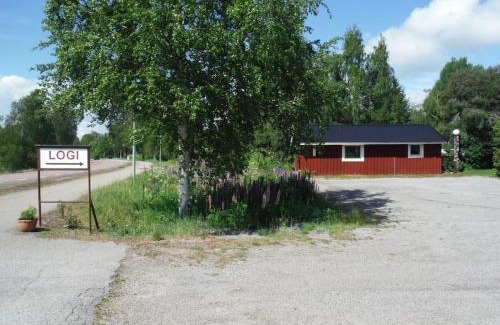 Farila House | Cozy Cabin at The Freedom Center