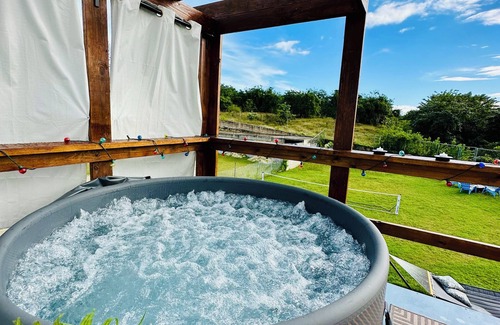 Islote Cabin | Cozy cabin in Arecibo w/jacuzzi, Steps from amazing beaches in Arecibo.