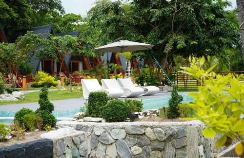 Alicia Cabin | Cozy cabin in fabulous Isabela - Alicia with AC, WiFi