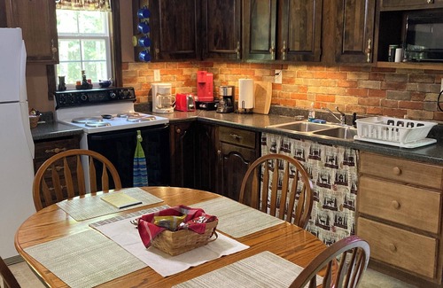 Pleasantville Cabin | Cozy cabin in the Western part of the PA Wilds & the Allegheny Nat'l Forest