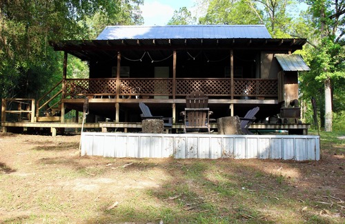 Jasper Cabin | Cozy Cabin Near Rayburn - A Paradise for Anglers, Hunters & Hikers!