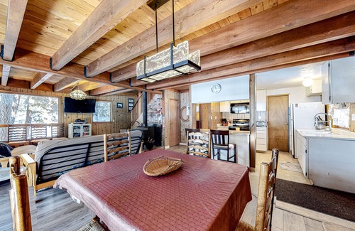 Truckee Ski Chalet | Cozy Cabin near Slopes with Spectacular Starry Skies