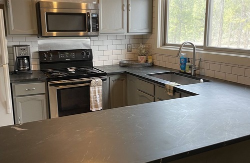 Grand Country Estates Cabin | Cozy cabin on 2 acres in Tabernash, CO. Pet friendly, excellent Wifi!