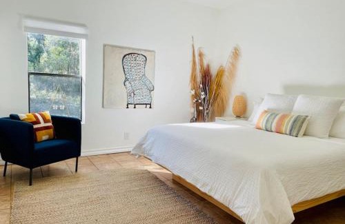 Dripping Springs House | Cozy Cabin w Pvt Heated Pool Under Epic TX Stars