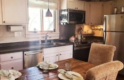 Silverthorne Cabin | Cozy Cabin with Private Hot Tub and Stunning Views