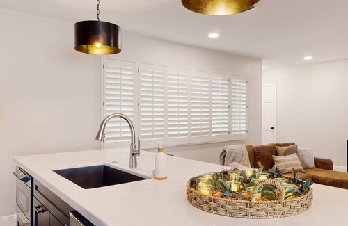 Village Grove House | Cozy Casa on Coronado | House in Scottsdale with an expansive yard and pool