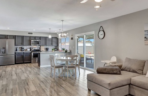 Dobson Ranch House | Cozy Casa w/ Pool - Close to Dobson Ranch in Mesa