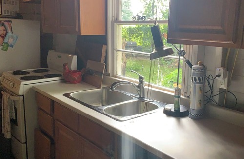 Brampton Cabin | Cozy cedar cabin with WiFi in pleasant Brampton gated park & luxury golf course.