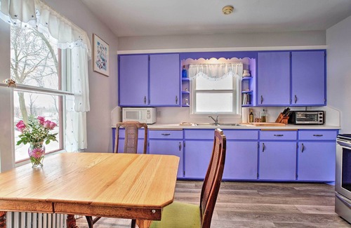 Cedarburg House | Cozy Cedarburg House - Walk to Historic Downtown!