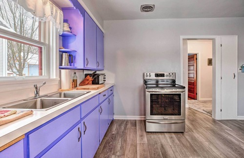 Cedarburg House | Cozy Cedarburg House - Walk to Historic Downtown!