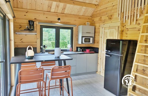 Saint-Berthevin Cottage | Cozy Chalet Near Laval: Nature, Activities & Family-Friendly Sleeps 4