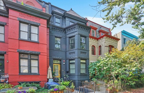 Dupont Circle Apartment | Cozy & Charming 2-Bedroom Apartment in the Heart of Dupont Circle!