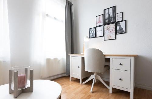 Reudnitz-Thonberg Apartment | Cozy City-Apartment am Park