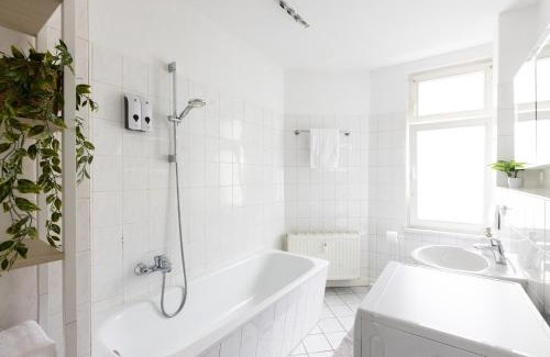 Reudnitz-Thonberg Apartment | Cozy City-Apartment am Park