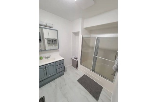 Walsenburg Apartment | Cozy & Clean Casita w/Hammocks & Disc Golfn