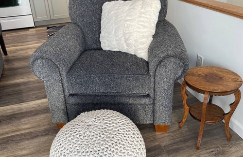 Clayton Apartment | Cozy, Clean & Convenient 1-bedroom apartment with AC & WiFi in charming Clayton
