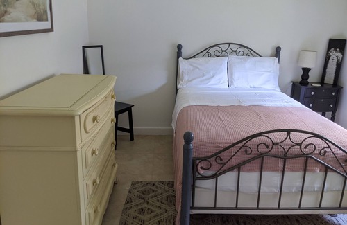 Seffner Community Alliance House | Cozy, comfortable, clean & well located home