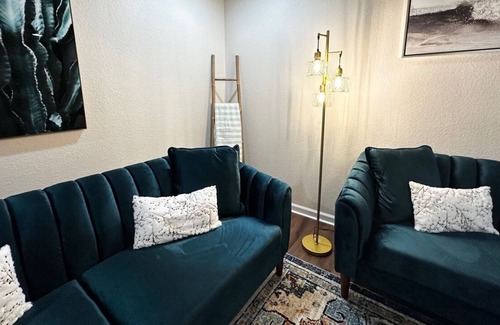 Ferndale House | Cozy, comfy and beautiful 3 BDR home
