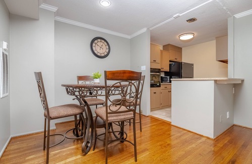 Downtown Baltimore Condo | Cozy Condo In the Heart of Midtown
