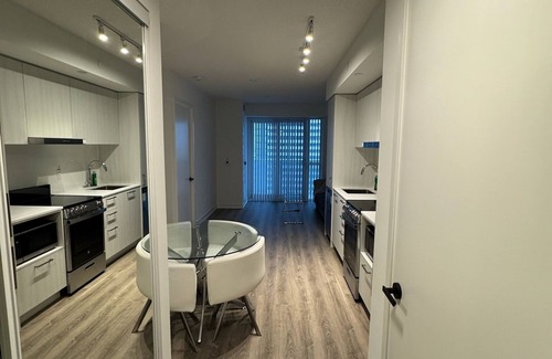 Vaughan Apartment | Cozy Condo in Vaughan