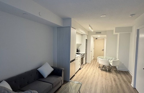 Vaughan Apartment | Cozy Condo in Vaughan