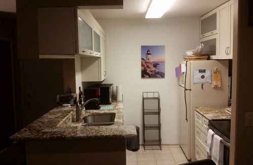 Suntree Condo | Cozy Condo Retreat.Close to Beaches/Disney/NASA.Tranquil Large Pool/Jacuzzi area