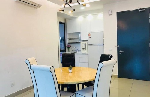 Selayang Baru Apartment | Cozy condominium near KL Malaysia with beautiful view for sunset and sunrise