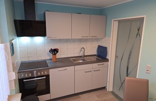 Wilhelmshaven House | Cozy cottage for 4 people with Wi-Fi.