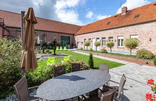 Le Bizet House | Cozy Cottage for 8 Guests