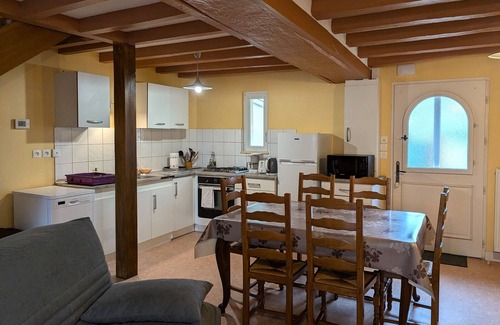 Coullons Cottage | Cozy Cottage in Heart of Sologne - Near Shops, Hiking, Fishing, Historical Sites
