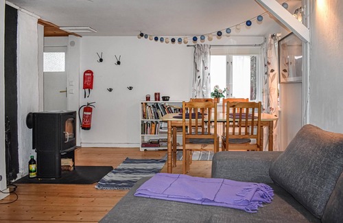 Aahus House | Cozy cottage near the beach.