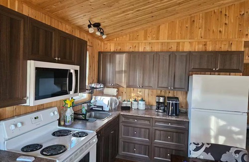 Durham Bridge Cottage | Cozy Cottage on the Nashwaak River, access to river and NB Trail system