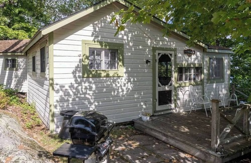Magnetawan Cottage | Cozy cottage on Lake Cecebe. Tranquility above Muskoka at Rockwynn Cottages