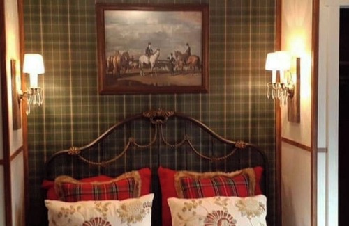 James Madison Cottage | Cozy cottage over seeing a beautiful farm view , A nice little getaway!