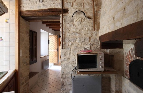 La Roche-Morey Cottage | Cozy cottage with garden, wifi and outdoor activities