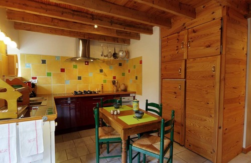 Saint-Andre-dʼApchon Apartment | Cozy Countryside Retreat with Spa, Sauna, and Scenic Views