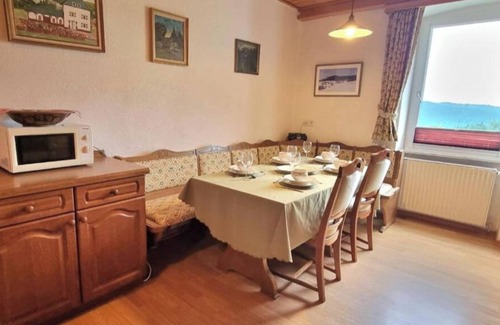 Sauerthal House | Cozy country house with a view of the Sauerburg