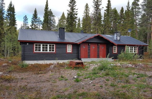 Stoten House | Cozy couple's cottage near Hundfjället's ski resort.
