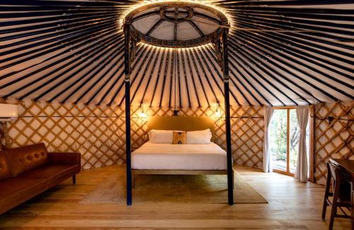 Dripping Springs Other | Cozy Couples Yurt with Hot Tub in Dripping Springs, Texas