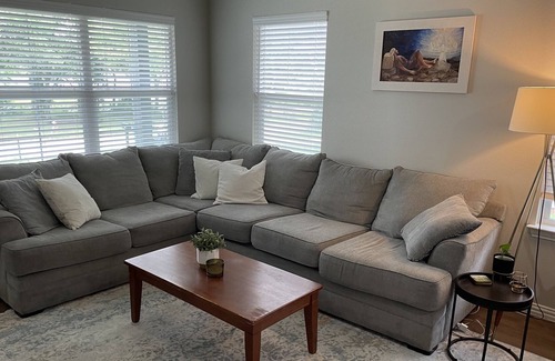 Alvarado House | Cozy craftsman new home