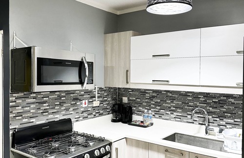 Harbour View House | Cozy Crib 5mins from the airport